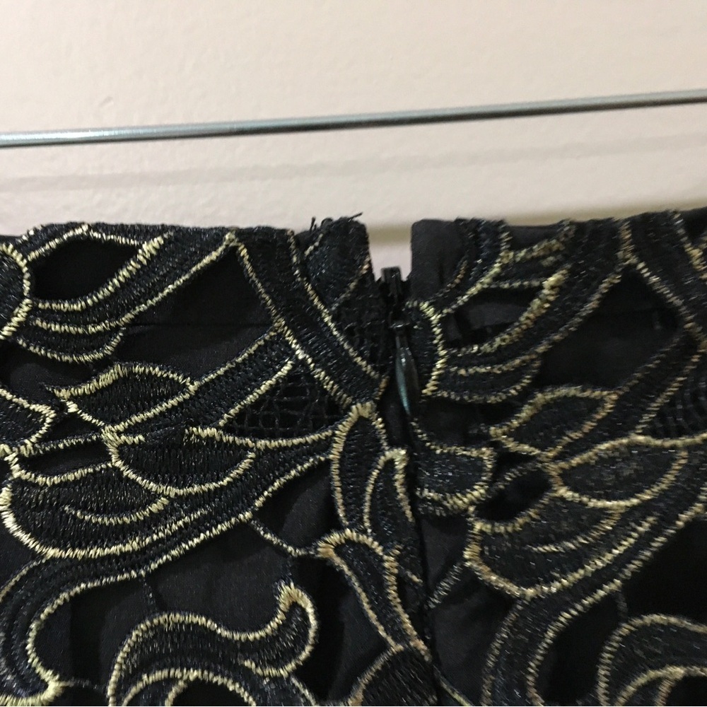 Boston Proper Skirt Pencil Midi Black Lace With Gold Size 0 Womens — image 3 of 8